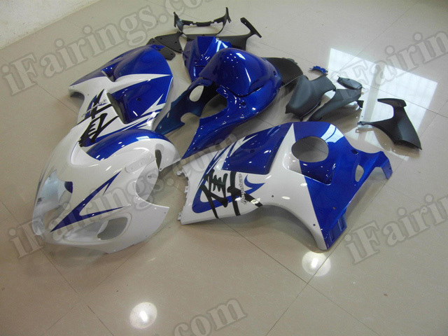 Motorcycle fairings/body kits for 1999 to 2007 Suzuki Hayabusa GSXR 1300 white and blue.
