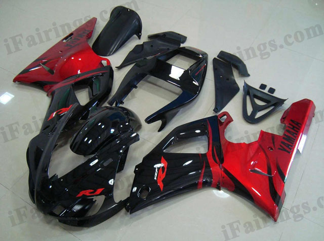 1998 1999 YZF-R1 black and red fairings - Click Image to Close