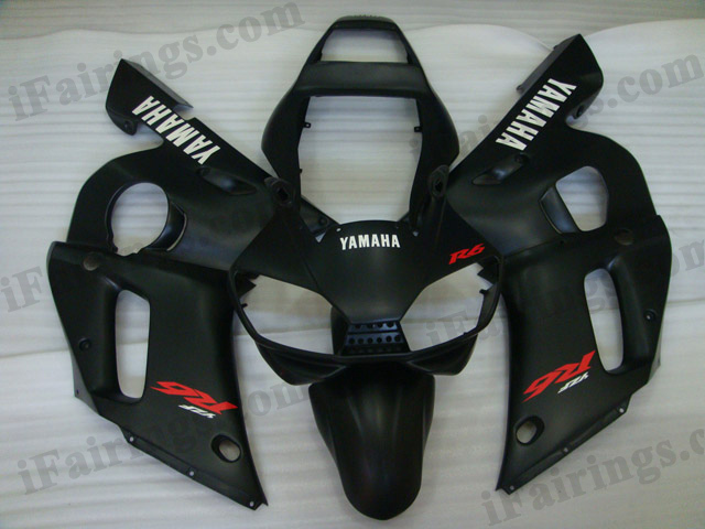1999 2000 2001 2002 Yamaha YZF-R6 black fairing sets.