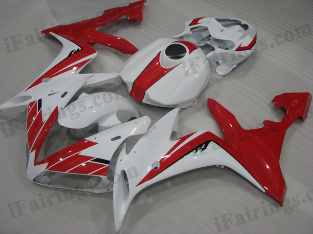 2004 2005 2006 Yamaha YZF-R1 red and white fairing kits. - Click Image to Close