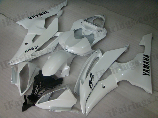 2008 to 2015 Yamaha YZF-R6 white fairing kits.
