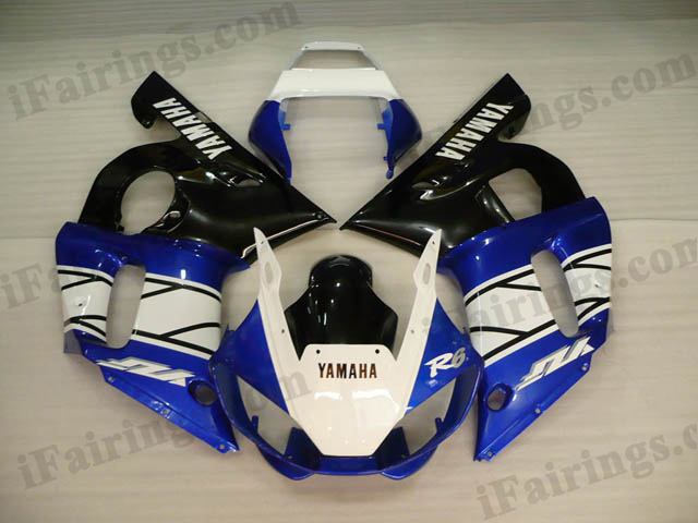 Aftermarket fairings for 1999 to 2002 YZF R6 white/blue/black graphics