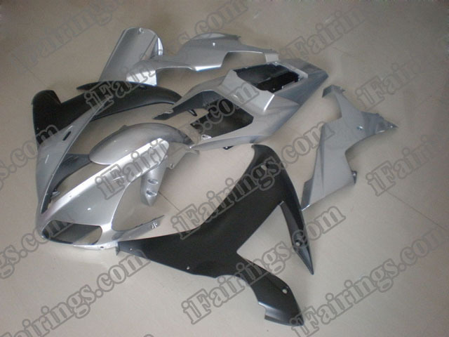 Custom fairings for 2002 2003 YZF R1 silver/black scheme. - Click Image to Close