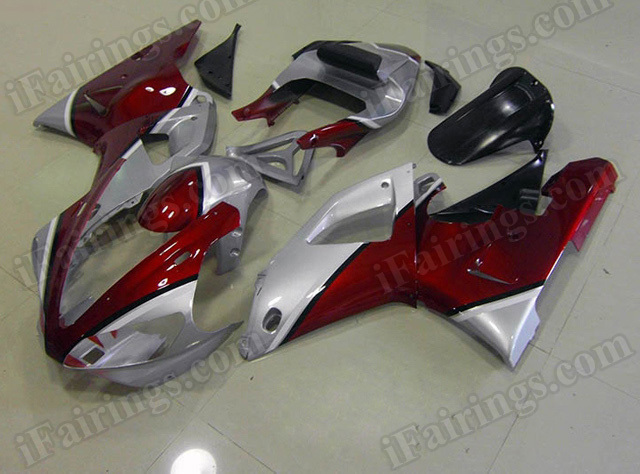 Motorcycle fairings/body kits for 2000 2001 Yamaha YZF R1 candy red and silver.