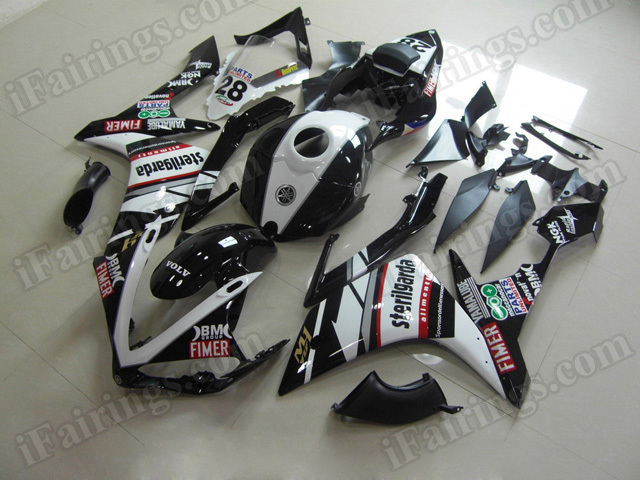 Motorcycle fairings/body kits for 2007 2008 Yamaha YZF R1 black STERILGARDA replica. - Click Image to Close