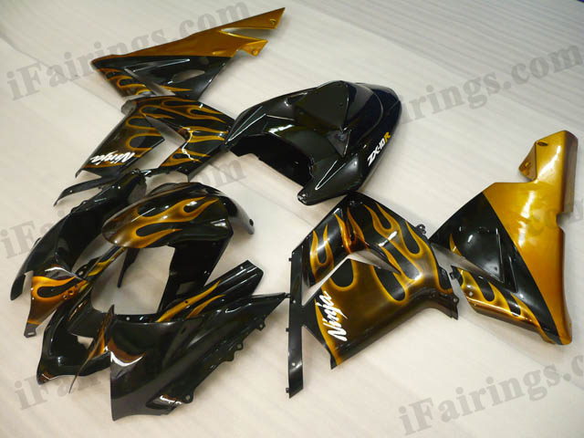2004 2005 Kawasaki ZX10R black and gold flame fairing kits. - Click Image to Close