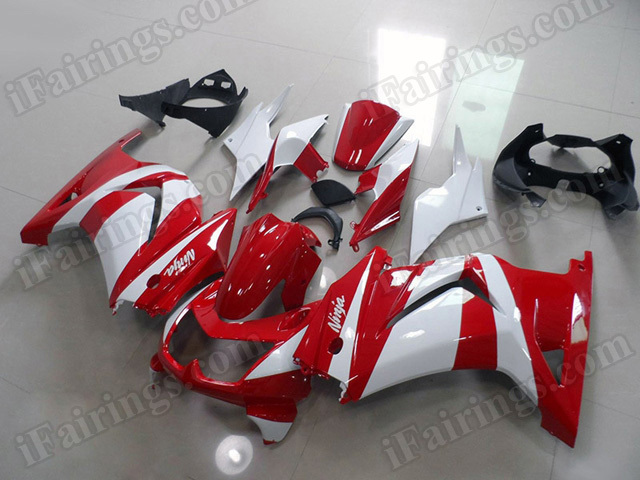 aftermarket fairings/bodywork for Kawasaki Ninja 250R EX250 2008 to 2012 red and white.