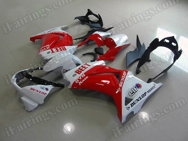 Motorcycle fairings/bodywork for Kawasaki Ninja 250R EX250 2008 to 2012 red and white.