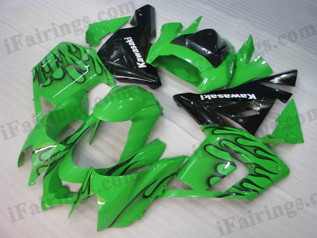 ZX10R 2004 2005 green and black flame fairings, 2004 2005 ZX10R flame scheme.. - Click Image to Close