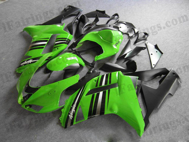 ZX6R 636 2007 2008 green/silver stripe fairings, 2007 2008 ZX6R plastic. - Click Image to Close