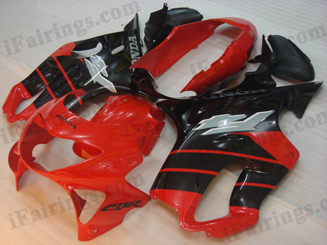 1999 2000 Honda CBR600 F4 red and black fairing kits. - Click Image to Close