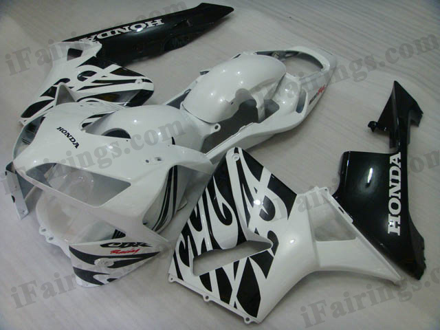 2003 2004 CBR600RR matt white and matt black fairing sets.