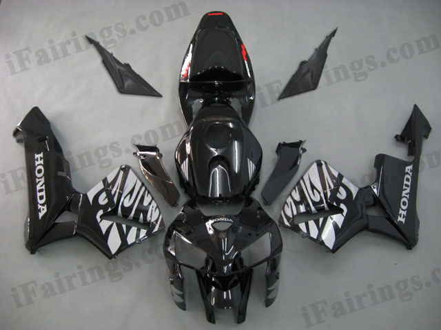2005 2006 CBR600RR black and flame body kits.