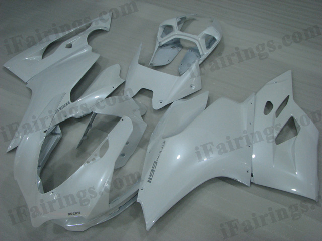 Ducati 899/1199 Panigale pearl white fairing kits. - Click Image to Close