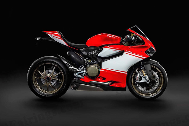 Ducati 899/1199 Panigale red and white fairing kits. - Click Image to Close