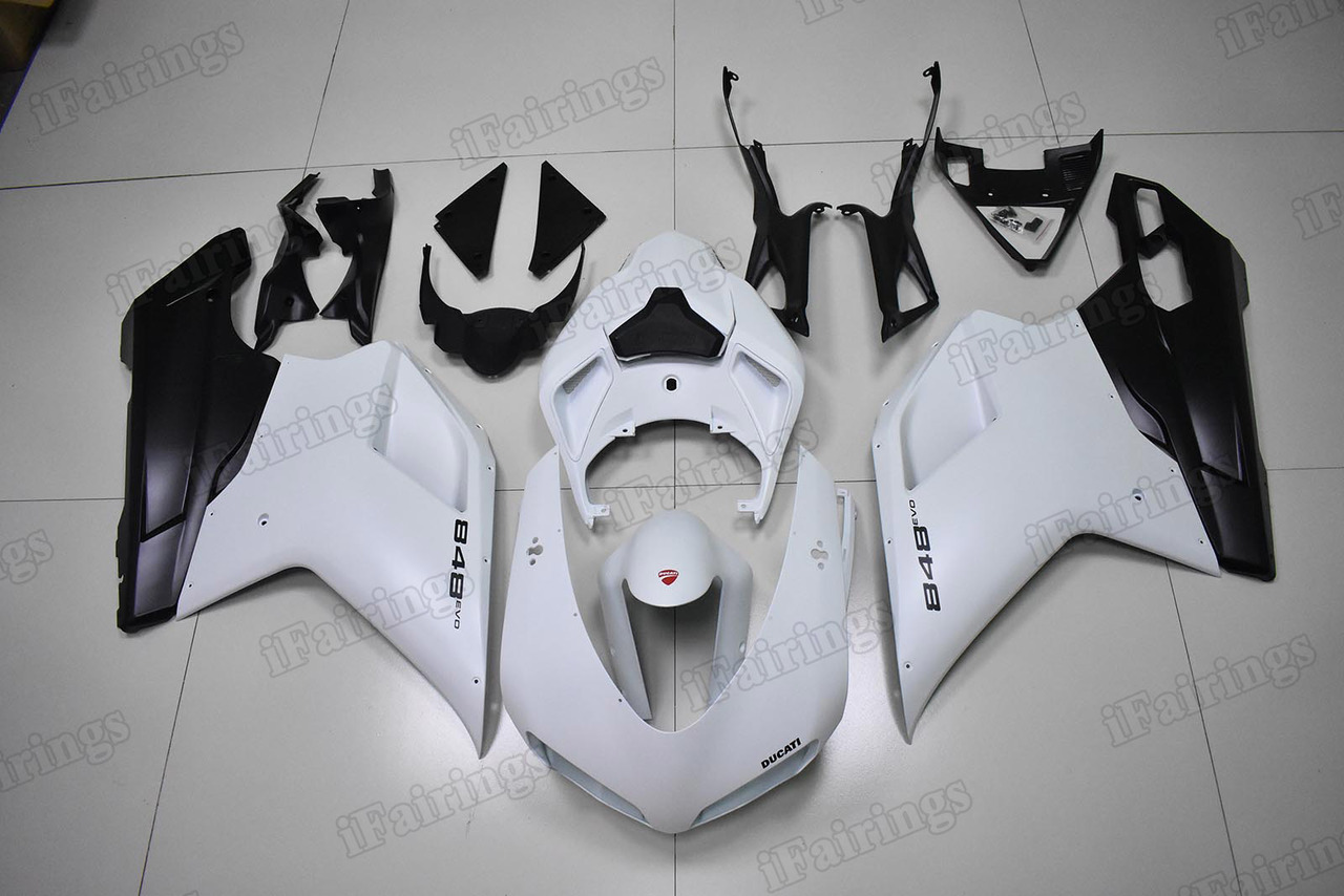 aftermarket fairings for Ducati 848/1098/1198 EVO white and black.