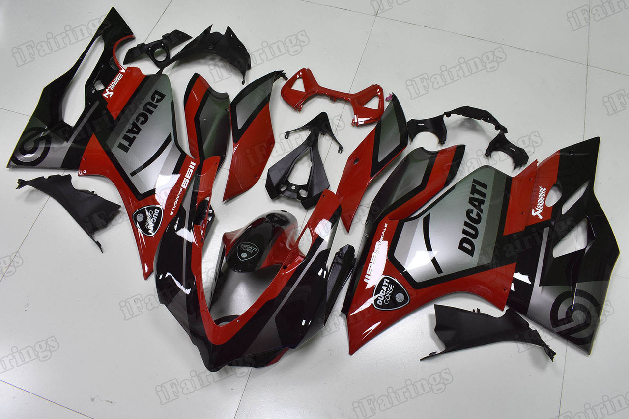 Motorcycle fairings/bodywork for Ducati 899/1199 Panigale red and silver.