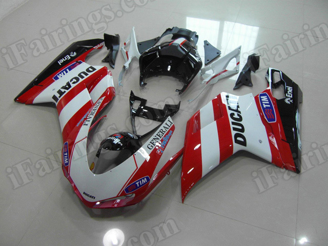 Ducati 848/1098/1198 red and white replacement plastic.
