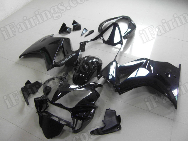 Motorcycle fairings/bodywork for Honda VFR800 2002 to 2012 glossy black. - Click Image to Close