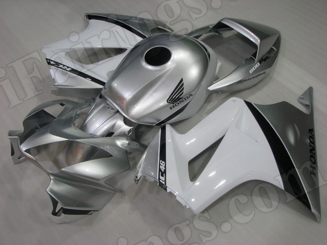 Motorcycle fairings/bodywork for Honda VFR800 2002 to 2012 silver and white. - Click Image to Close