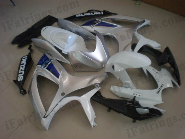 2006 2007 GSXR600/750 white and silver fairings, 2006 2007 GSXR600/750 white/silver graphics. - Click Image to Close