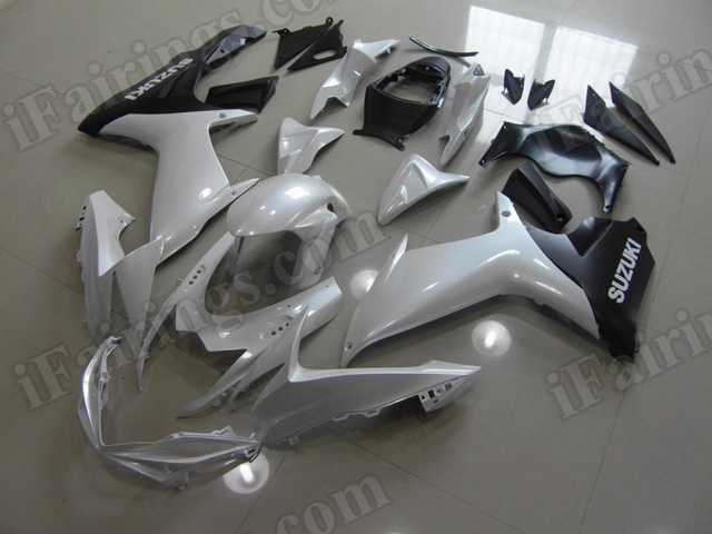 Motorcycle fairings for 2011 2012 2013 2014 Suzuki GSX R 600/750 pearl white and matte black.