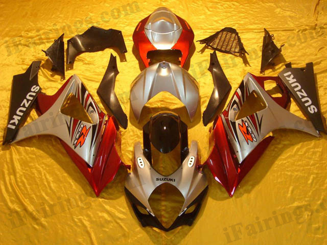 GSXR1000 2007 2008 red and silver fairings, 2007 2008 GSXR1000 plastic.