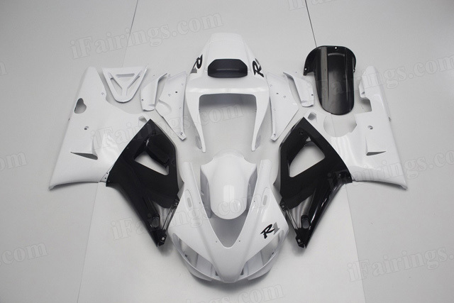 1998 1999 Yamaha YZF R1 white and black fairing kits.