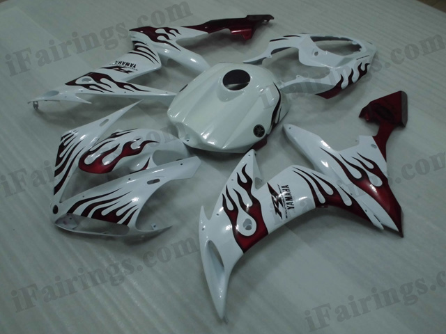 2004 2005 2006 Yamaha YZF-R1 white and red flame fairing kits.