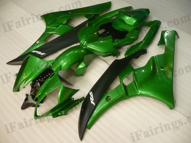 2006 2007 Yamaha YZF-R6 green and black fairing kits.