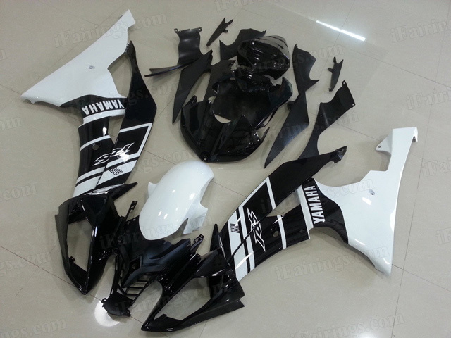 2008 to 2015 Yamaha YZF R6 white and black fairing kits.