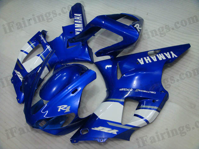 Custom fairings for 1998 1999 YZF R1 blue/white graphics.