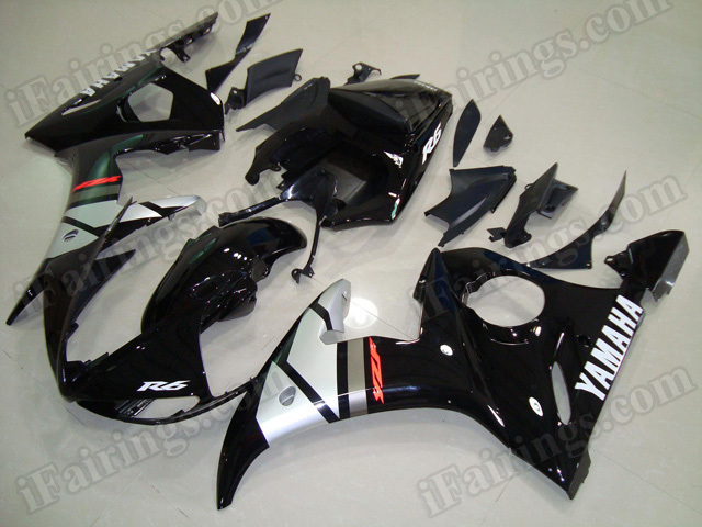 Motorcycle fairings/body kits for 2003 2004 2005 Yamaha YZF R6 black and silver scheme.