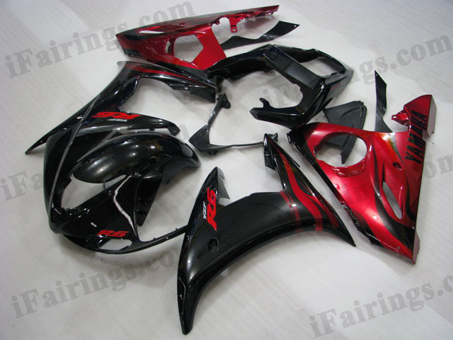 YZF-R6 2003 2004 2005 black and red fairings, 2003 2004 2005 R6 graphics.