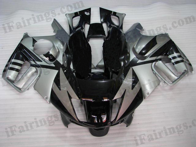 1997 1998 Honda CBR600 F3 black and silver fairing kits.