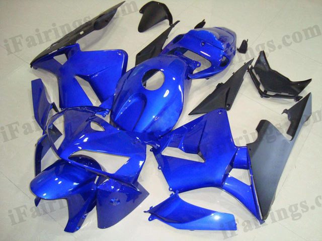 2005 2006 CBR600RR blue and black fairing sets.