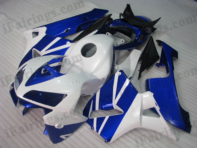 2005 2006 CBR600RR white and blue fairing kits.