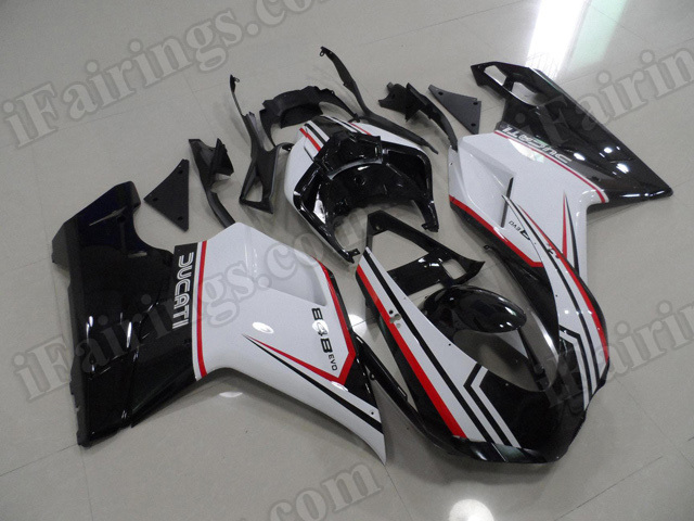 Motorcycle fairings for Ducati 848/1098/1198 tricolore limited edition.