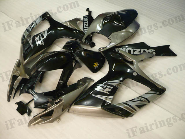 Custom fairings for 2006 2007 GSXR600/750 black and silver scheme.